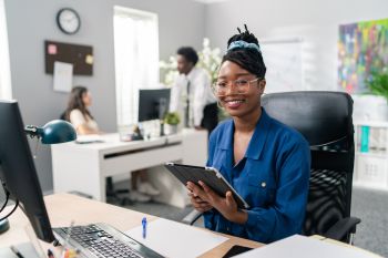 Financial Center Cleaning in Pimmit, Virginia